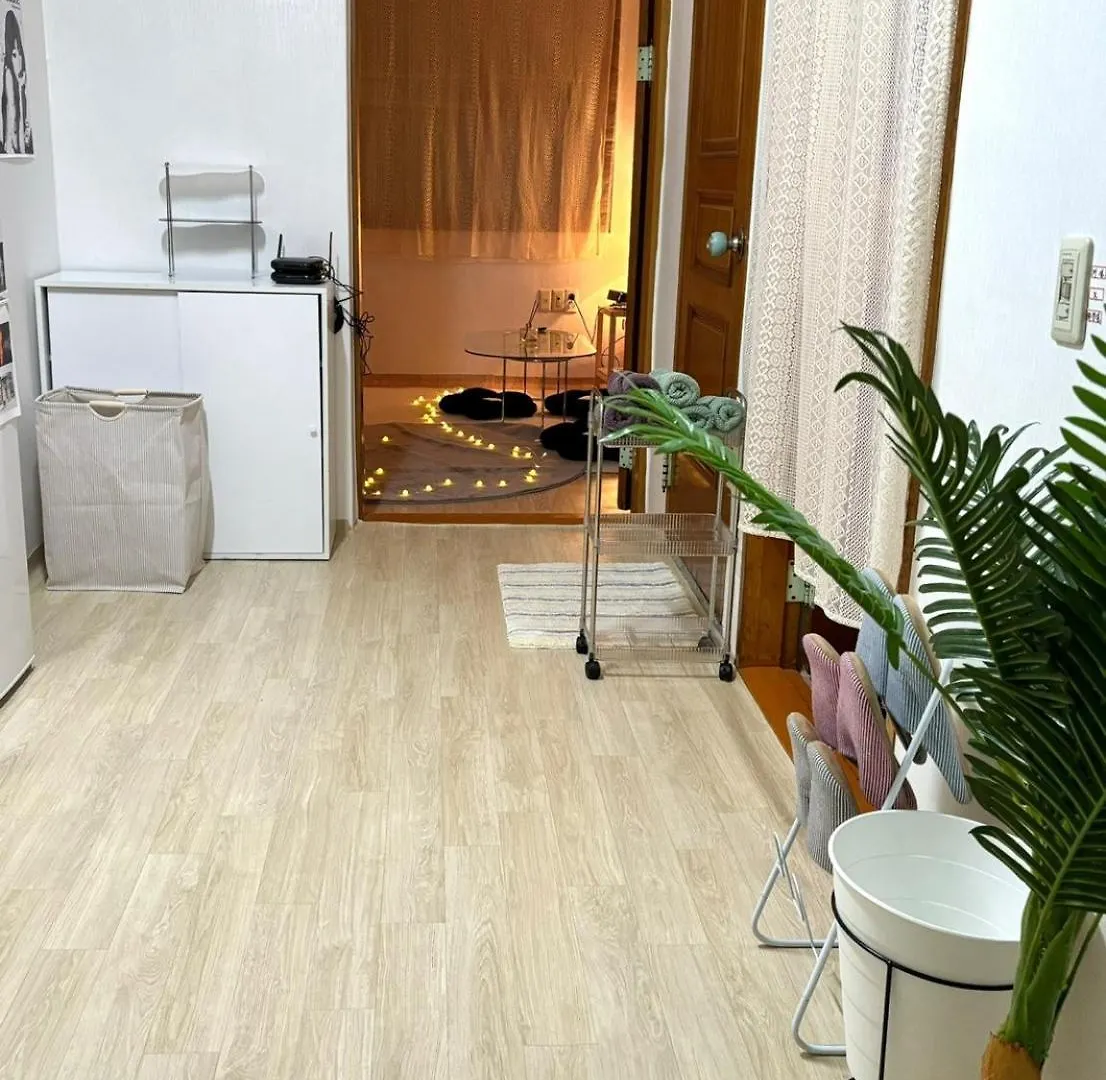 Tage House Apartment Busan